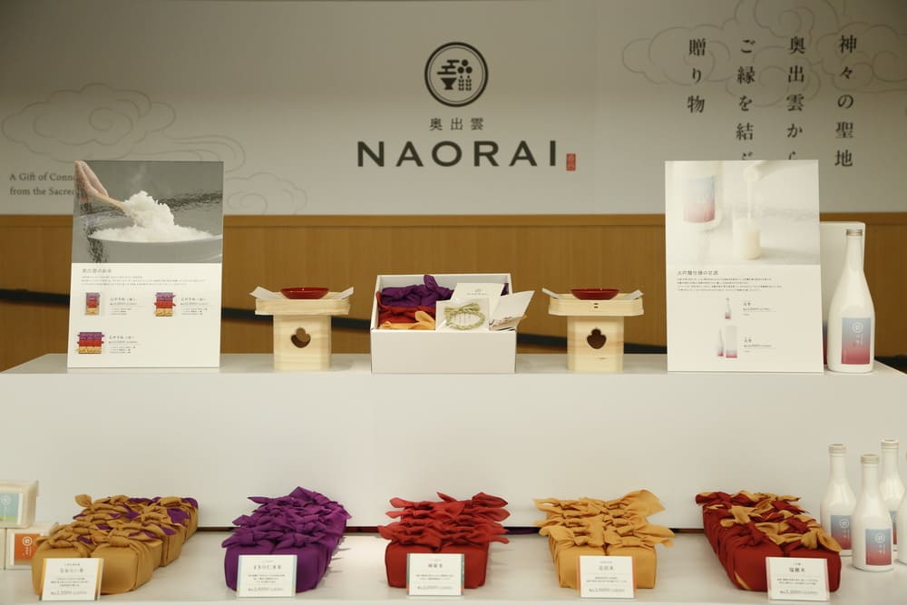 GINZA SIXポップアップストアの仁多米ディスプレイ