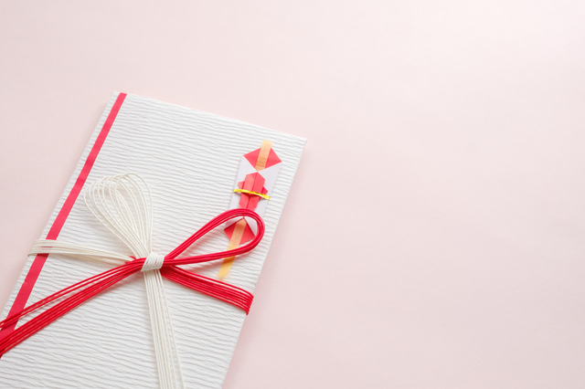 もう迷わない!「出産祝いの袋の書き方」|正しいマナーと贈り方のコツ