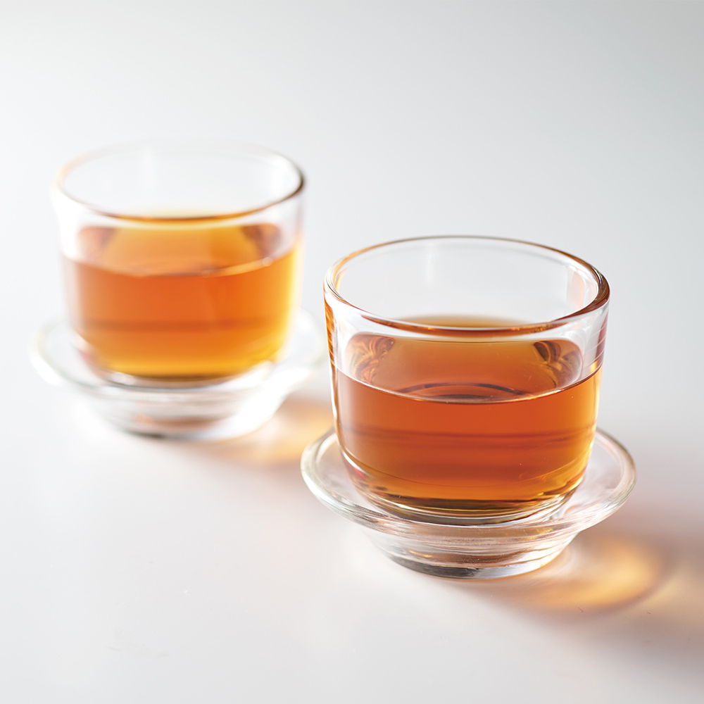 茶葉やフレーバー用の原料もすべて島根県産のものを使用しています。農薬を使用せず、フレーバーも香料ではなく自然の材料で香り付けしています。自然本来の味と香りをお楽しみいただけます。