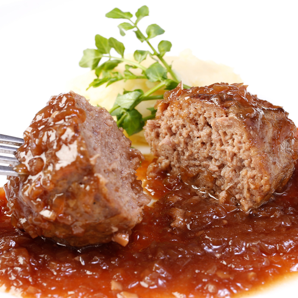 あめ色になるまでじっくり炒めた玉ねぎに、醤油やみりんを合わせたコクのある味わい。レモン果汁を加えることで、すっきりとした後味に仕上げています。