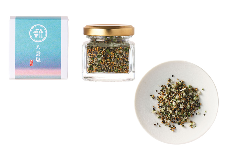 ローストビーフにぴったり風味豊かな八雲塩付き